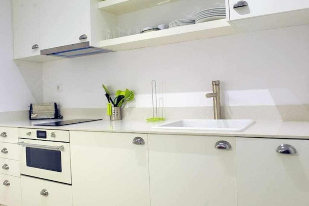 Calm Modern Apartment Барселона Екстер'єр фото